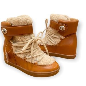 Coach Monroe snow boots nwt